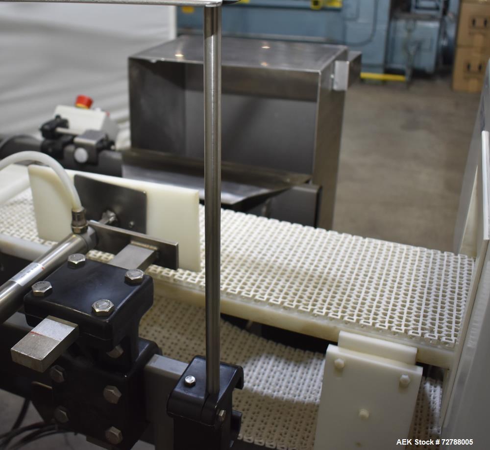 Used Mettler-Toledo Safeline Hi-Speed Model XE Combination Metal Detector and Checkweigher. Capable of speeds up to 500 packages per minute. Capable of weighing product up to 7kg. Approximate 7-3/4" ...